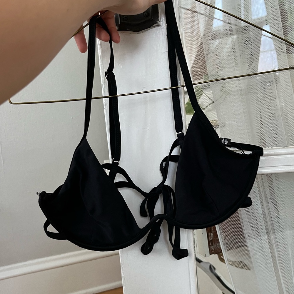 Black Missguided Swim Top